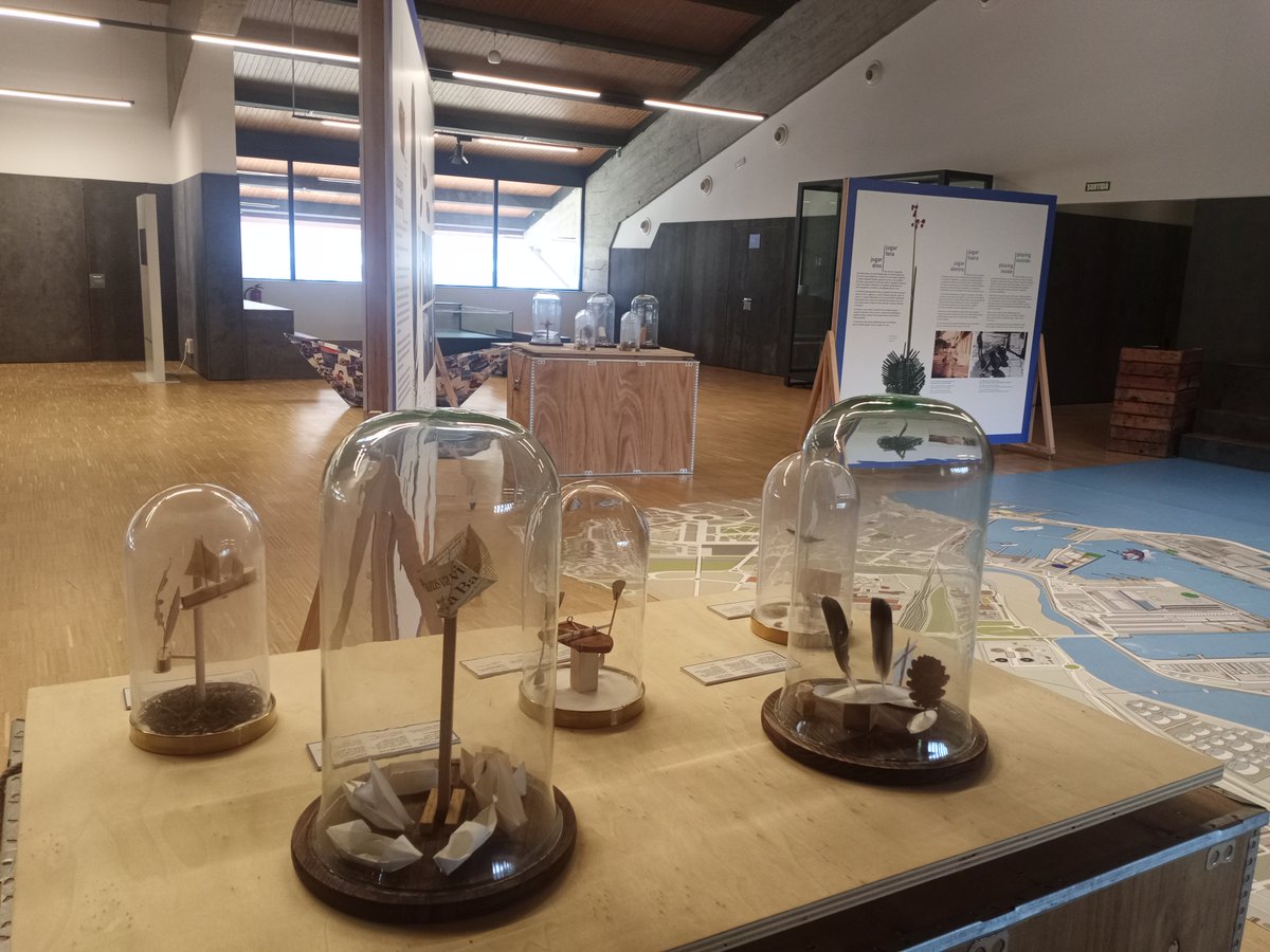 museuporttgna's tweet photo. Voleu descobrir els coneixements populars a l’entorn de la construcció tradicional de #vaixells de #joguina❓ Us esperem fins el 24/09 a l'aula didàctica del #Museu @PortTarragona amb l'exposició Mestres d'aixa ⛵️de butxaca ‼️
@MolldeCosta @MuseuMaritim @MaritimMallorca https://t.co/2P7Ml6pAOV