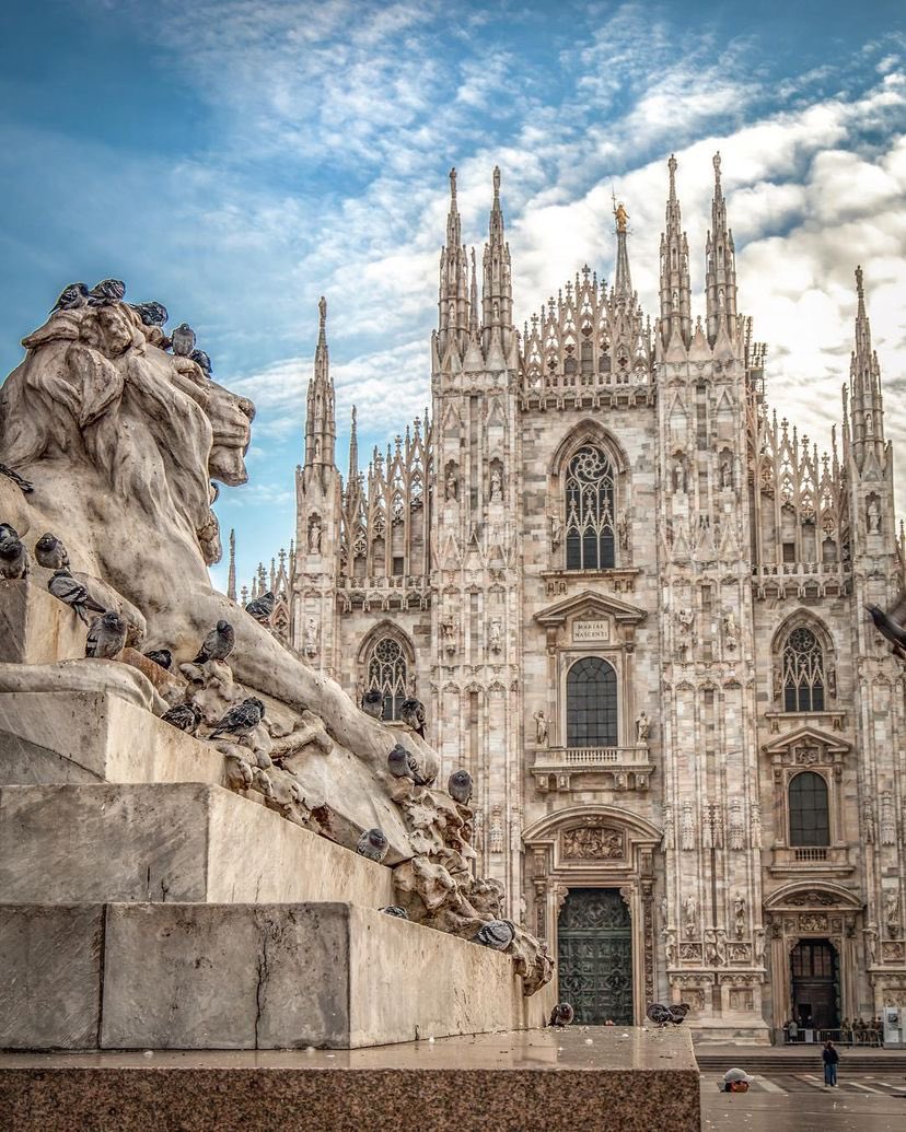 Old World Explorer tweet media