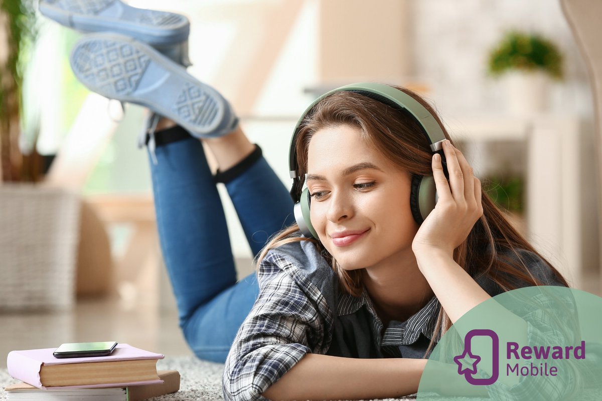 reward_mobile's tweet photo. Happy National Book Lovers Day! 📚❤️

Discover captivating stories, explore new genres, and immerse yourself in the world of digital literature.

Read more: https://t.co/QnOzM2BotF

#nationalbookloversday #rewardmobile #stayconnected #handsets #readingapps https://t.co/0vSYQiv0dd