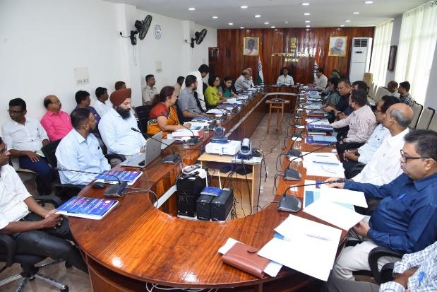 SVPMC_ANI's tweet photo. UT Level Incident Response System (IRS) training led by Chief Secretary, A & N Administration. Empowering UT officers with crucial roles and responsibilities for effective response during emergencies. #IRSTraining #DisasterManagement @NikhilkumarIAS @Andaman_Admin https://t.co/w3IqIXv8Fy