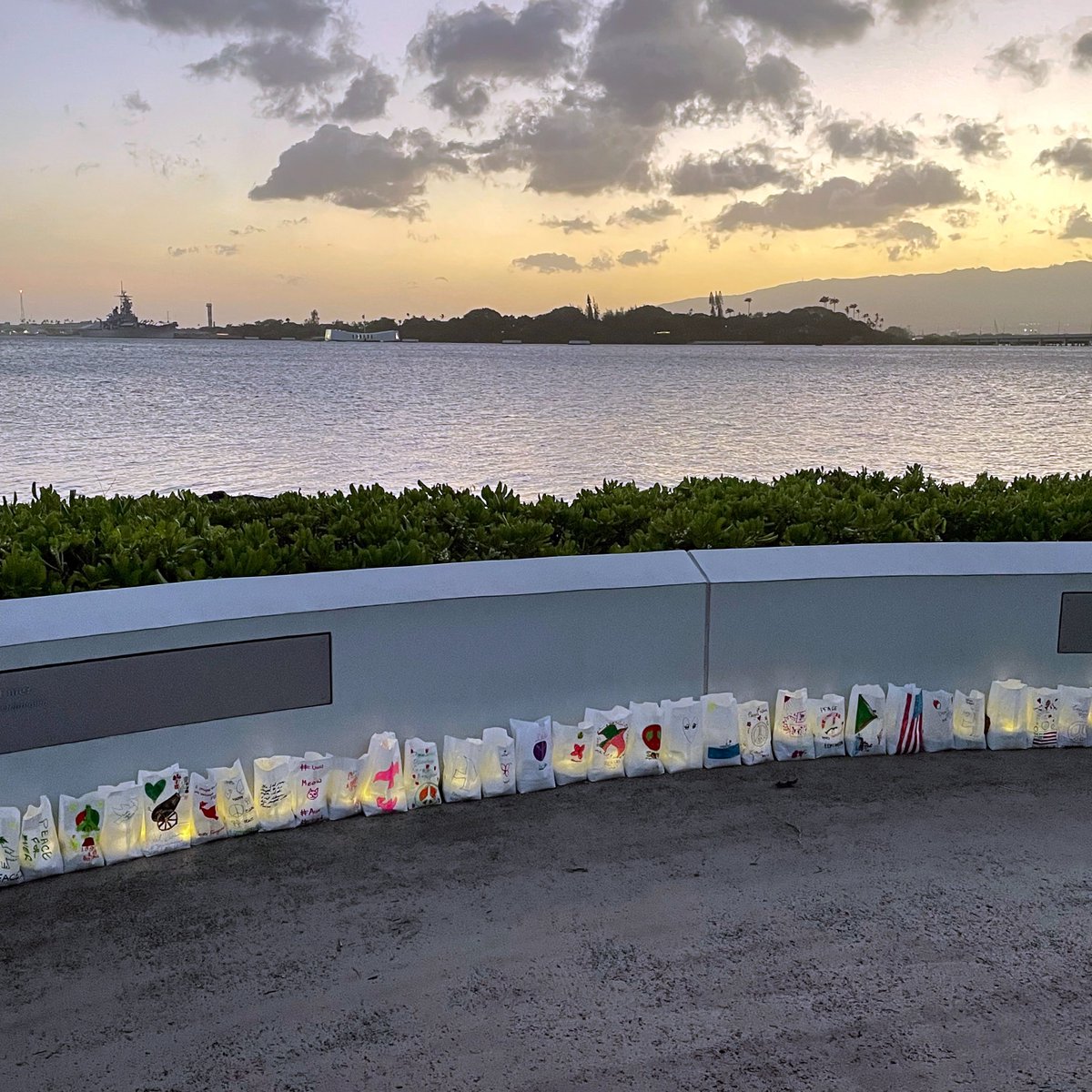 Thank you to all who joined us for the second annual Lights For Peace event at @PearlHarborNPS, in spite of the high winds! #LightsForPeace is held in commemoration of the bombings of #Hiroshima and #Nagasaki. #PearlHarbor #Reconciliation #Peace #RememberHonorUnderstand