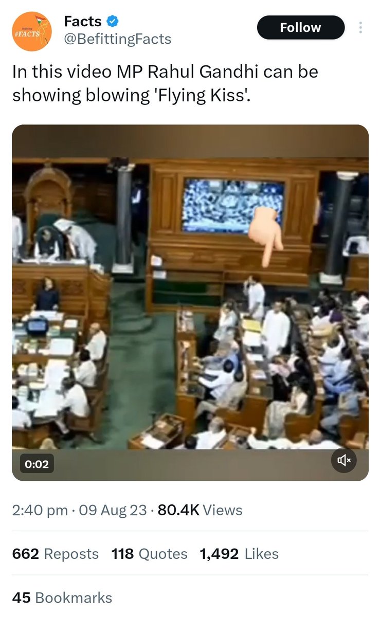 zoo_bear's tweet image. Right Wing trolls are trying to prove Rahul Gandhi was giving 'Flying kiss' to @smritiirani by cropping her pic from full frame.