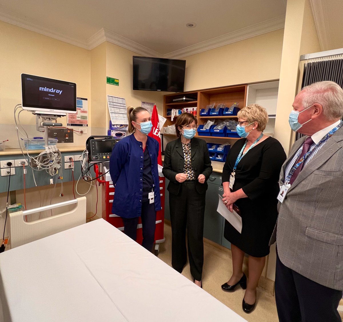 MaryAnneThomas's tweet photo. The Urgent Care team at Colac Area Health provide the best care for their community so it is vital they also have the best equipment. Our Regional Health Infrastructure Fund has funded new cardiac monitors - now locals can access more of the services they need closer to home. https://t.co/B1IW2gR2Yb