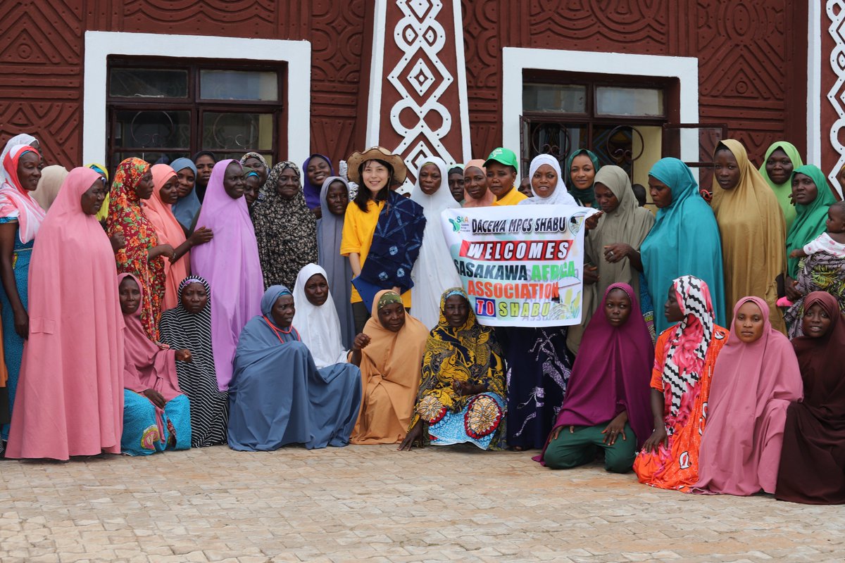NigeriaSasakawa's tweet photo. SAA is committed to empowering women, youth and PwDs. In 2022, we continued our efforts to mainstream inclusiveness throughout our programs. Under our NSA pillar, we focused on involving and empowering more women... 
Read more 👉https://t.co/XHuIEdtATx https://t.co/RuGySIhnln