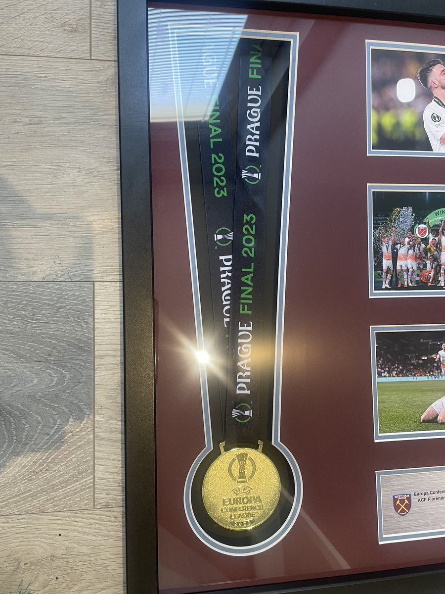 PaulFredericks1's tweet photo. Massive shout out to @MartynHobbs12 for getting three of these to me today. They are the dogs dodas- if you haven’t got one, get one. My boys are going to love them. ⚒️⚒️⚒️⚒️⚒️ https://t.co/eXjO0ZOogB