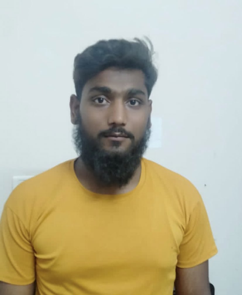 BefittingFacts's tweet photo. Karnataka: Yadgir police have arrested Akbar Syed Ali and Mohammad for making provocative videos asking their community members to kill Kafirs and behead those who disrespect Mohammad. https://t.co/N8F1emUTY7