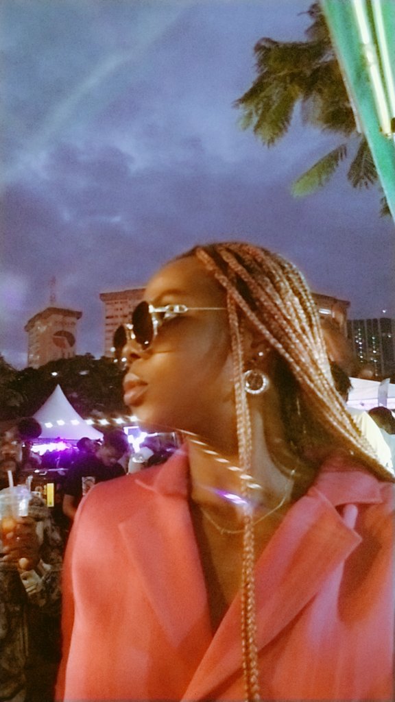 TheresaDangosu's tweet photo. Shades = Elegance❤

#proballer #teemac #model #shadeslover #jollofandpamiEko https://t.co/IrVCNimrCk