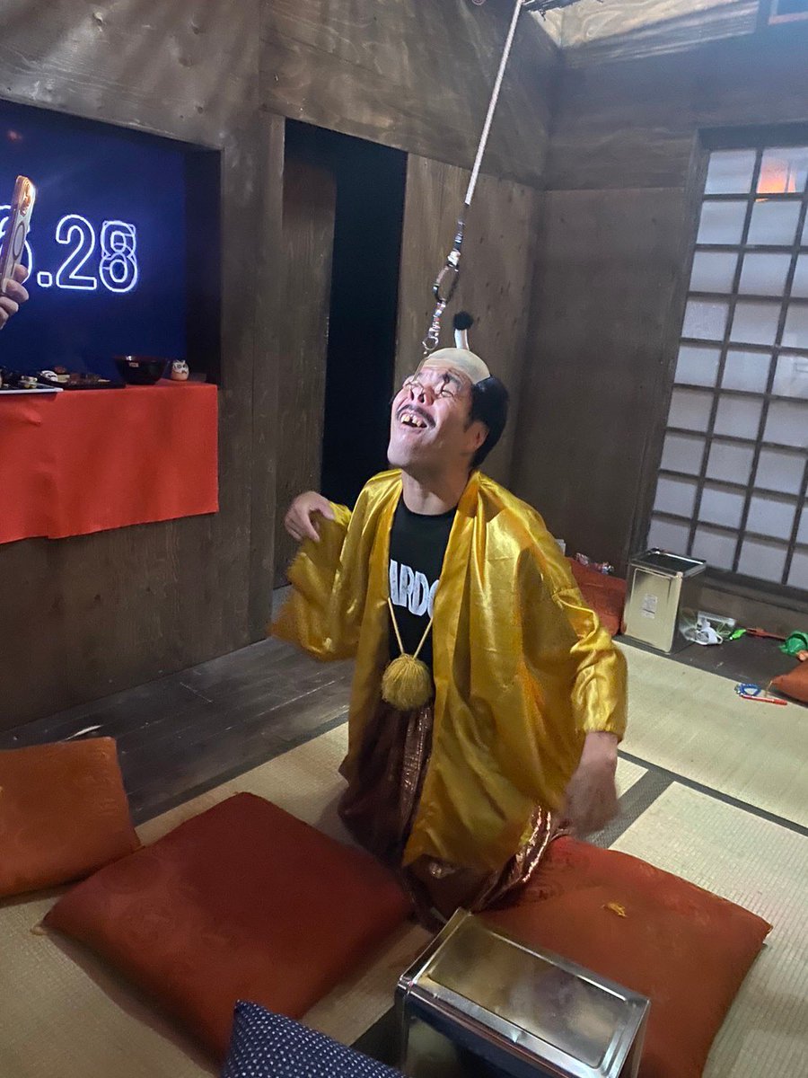 RariruRie_NH's tweet photo. 米泥棒大作戦の悪代官様が屋敷を抜け出してウォータースライダーへ！？

これは…悪代官様の脳天に踵落としをお見舞いするべきだったぜ！！by福井

#ウォータースライダー
#米泥棒大作戦DX
#方南町
#松崎町 https://t.co/6aotFqDcDM
