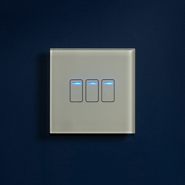 The perfect choice for a stylish and modern home in cool white. #glassswitches #touchswitches #dimmerswitches #lightswitches #switch #explore #explorepage #homedecor