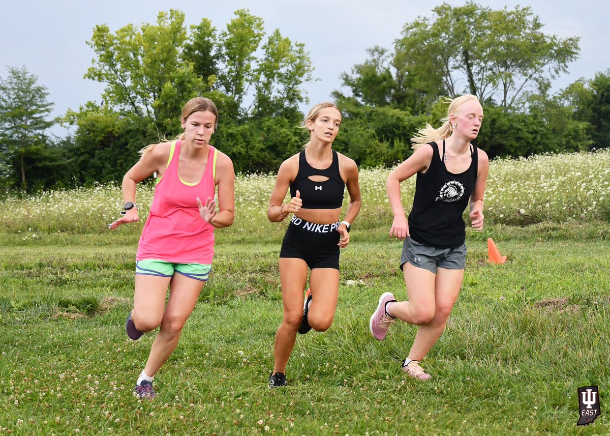 IUE_TFXC's tweet photo. Day One Vibes 

First Practice in the Books. 

#PackDistance 
#RedWolfNation https://t.co/u93UJRTdeP
