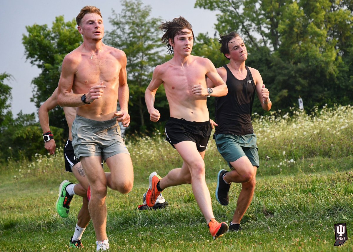 IUE_TFXC's tweet photo. Day One Vibes 

First Practice in the Books. 

#PackDistance 
#RedWolfNation https://t.co/u93UJRTdeP