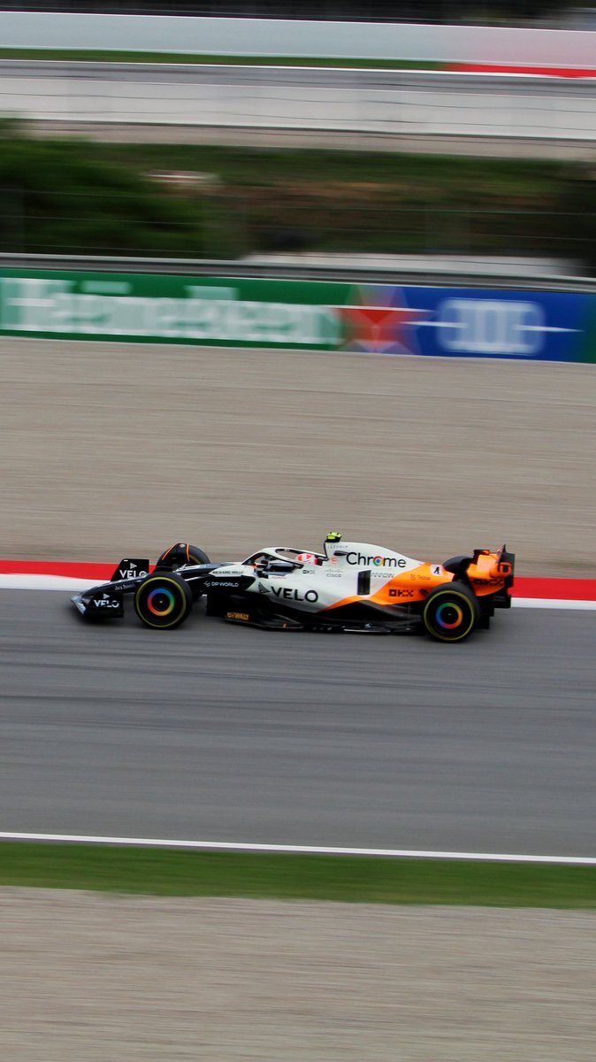 BUGGATIA's tweet photo. @McLarenF1 At the 🇪🇸GP https://t.co/VMAnBbbGND