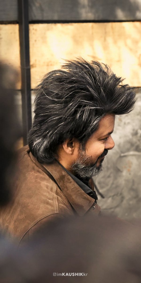 SNishaa4's tweet photo. Leo 🦁❤

#ThalapathyVijay @actorvijay 
#Leo #BloodySweet #NaaReady #Thalapathy68 https://t.co/Lwu6kl196f