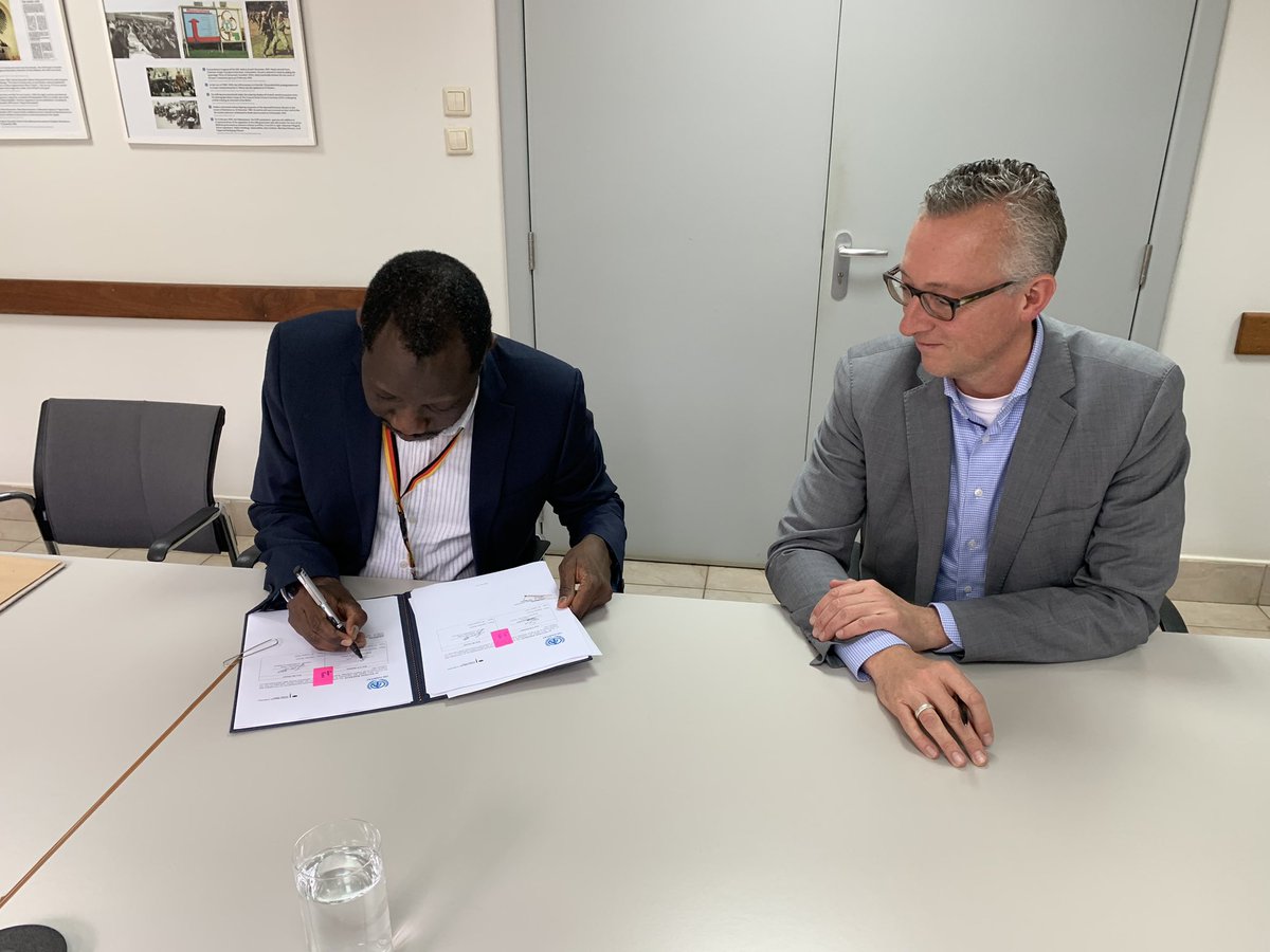 GermanyinKenya's tweet photo. @GermanyinKenya signed a financing contract together with @UNHABITAT for the development of a program on stakeholder engagement to enhance the living conditions along the Nairobi Rivers Basin, as part of our programme for environmental projects. #EZinKenya #NairobiRiver https://t.co/HEon7wy944
