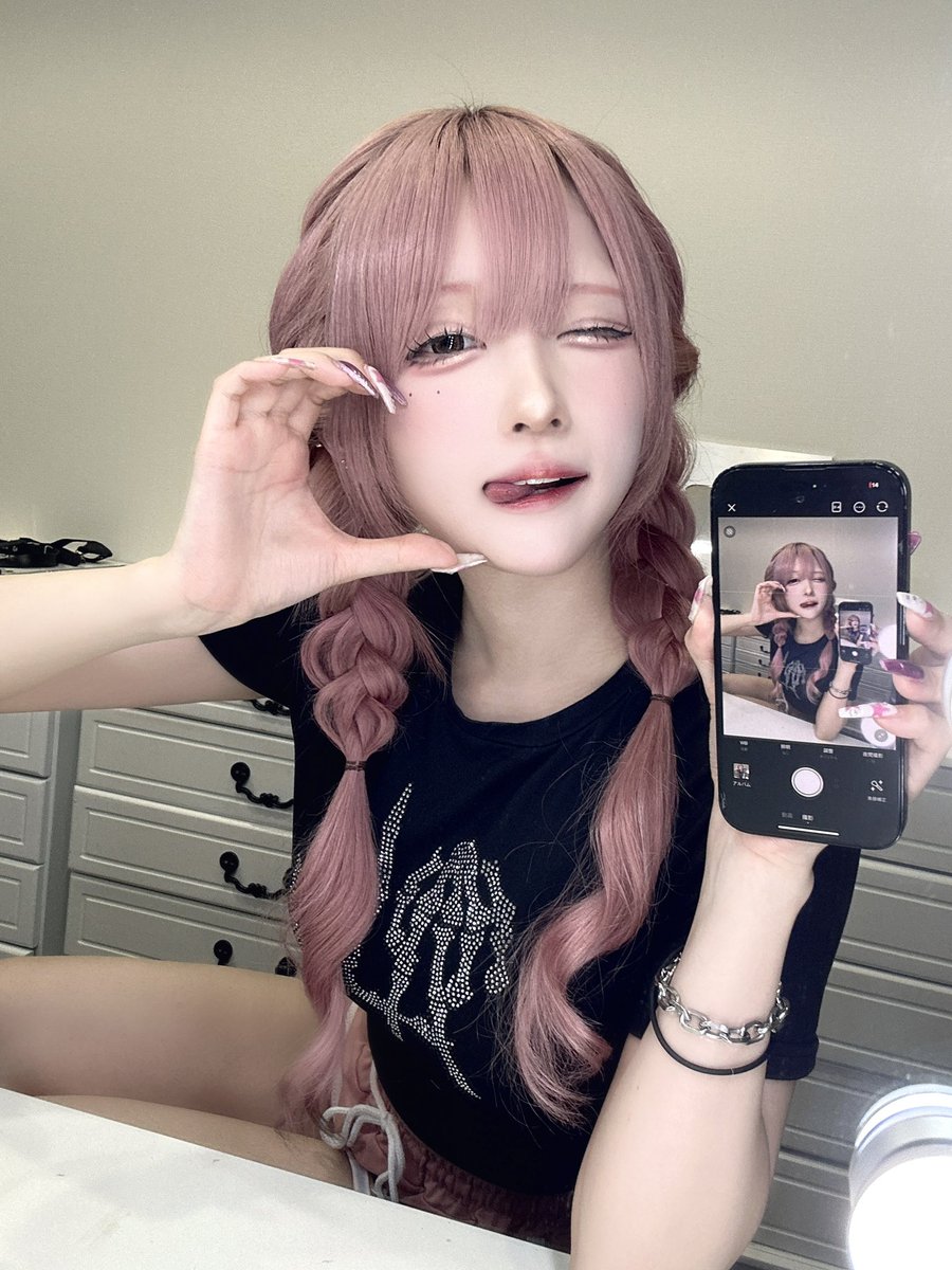 ハウスダストちゃんおすすめ！自撮りモニター founist【超美品】 え、マジ！？」FOUNIST自撮りモニターが衝撃の10%OFF！Amazonタイム