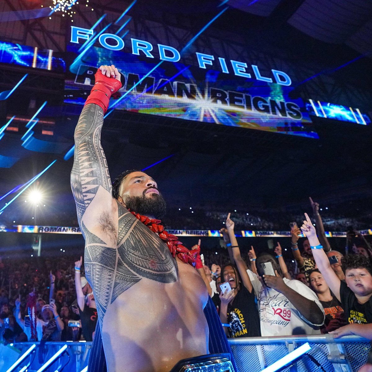 RomanBestPhoto2's tweet photo. WWE #SummerSlam photos via https://t.co/p30W255IT2
#RomanReigns #PaulHeyman #JeyUso #JimmyUso #SoloSikoa #TheBloodline #WWE #WWESummerSlam #TribalCombat #TribalChief #RomanvsJey https://t.co/cPTujmUqN0