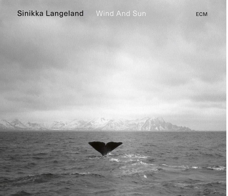 Å spennende, gleder meg til å se den .. nå er de første ex av «Wind And Sun» plata kommet til Norge fra Munchen og vi tar med til konserten på Tromsø Jazzfestival i morgen. Det blir en liten pre- lansering der..
Vi signerer etter konserten !