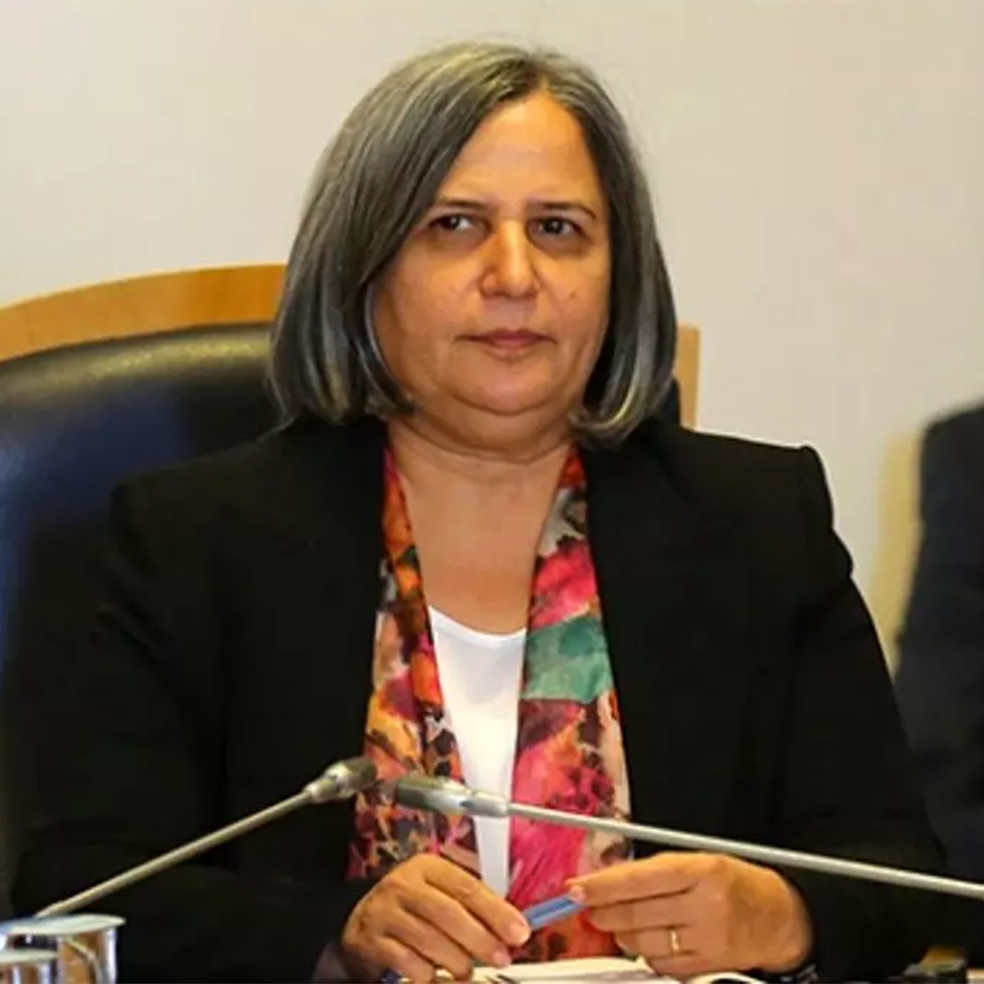 Fehim_Isik's tweet photo. Gültan Kışanak, 7 yıldır süren son tutsaklığında önce babasını, ardından abisini, şimdi ise ablasını kaybetti.
Ona ve diğer tutsaklarımıza bu acıları yaşatanlar gün yüzü görmesin... https://t.co/CXllo5kpba