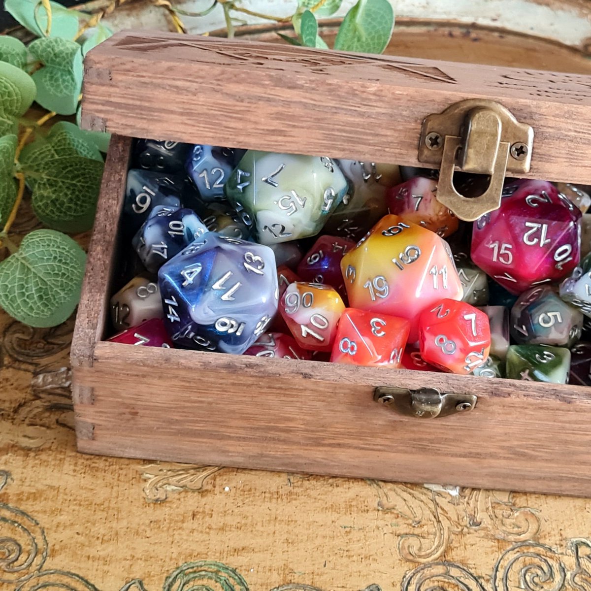Critituk's tweet photo. We have added a 'Spirit of' the Cryptid dice box
to our latest Kickstarter.
Box is 18 x 9.5x 6cm and comfortably holds 8 of the
Cryptid Dice Sets
#critit #dungeonsanddragons #cryptid #Kickstarter #critituk #spiritof #d20 #dice https://t.co/DEC5Zfk4xq