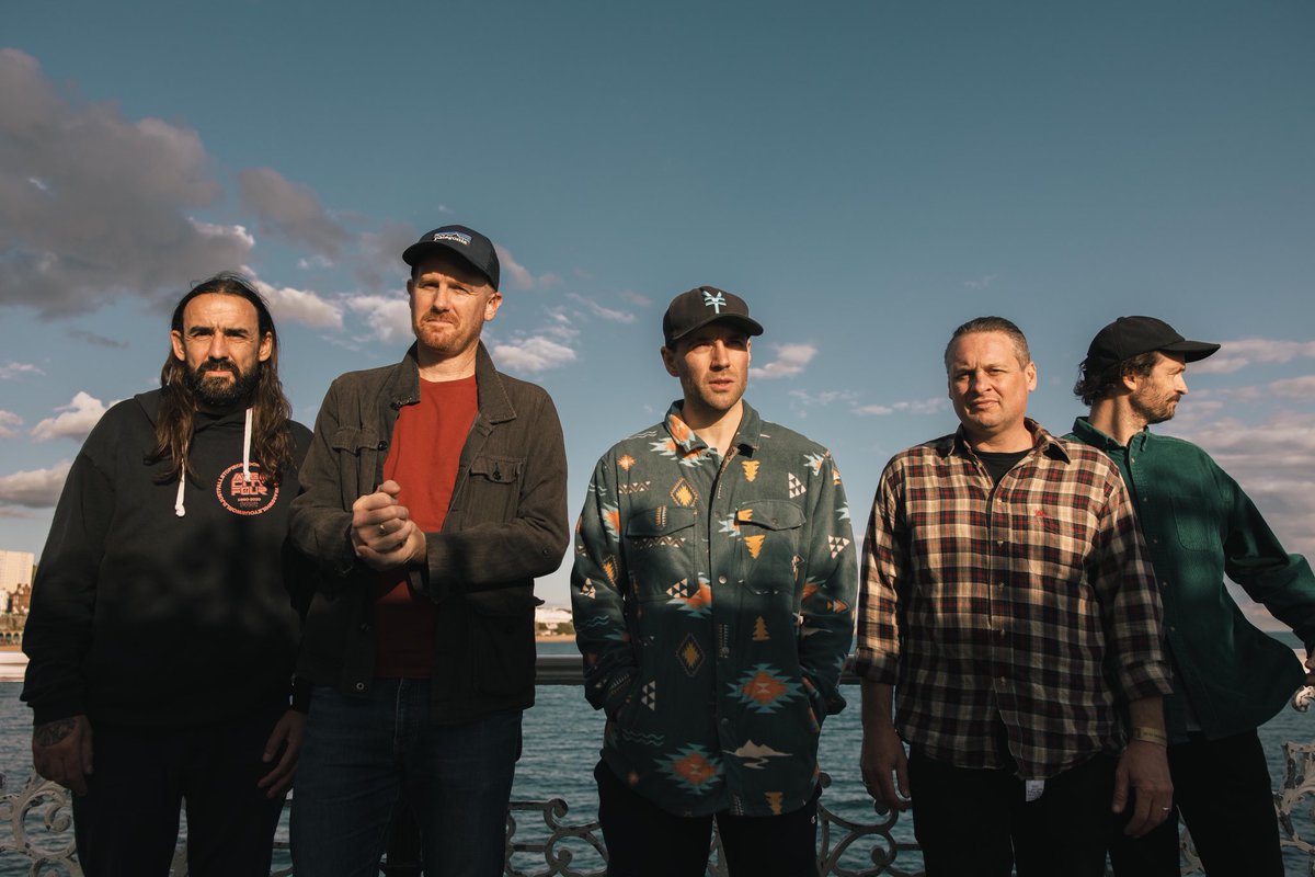 Welcome <a href="/lonelythebrave/">Lonely The Brave</a> to Full Stride PR for all things radio 📻 ⚡️

Their new single ‘The Lens’ is out now and taken from their upcoming new album ‘What We Do To Feel’ - out on November 10th via <a href="/EasyLifeRecs/">Easy Life Records</a> 

📸 - Nick Pope