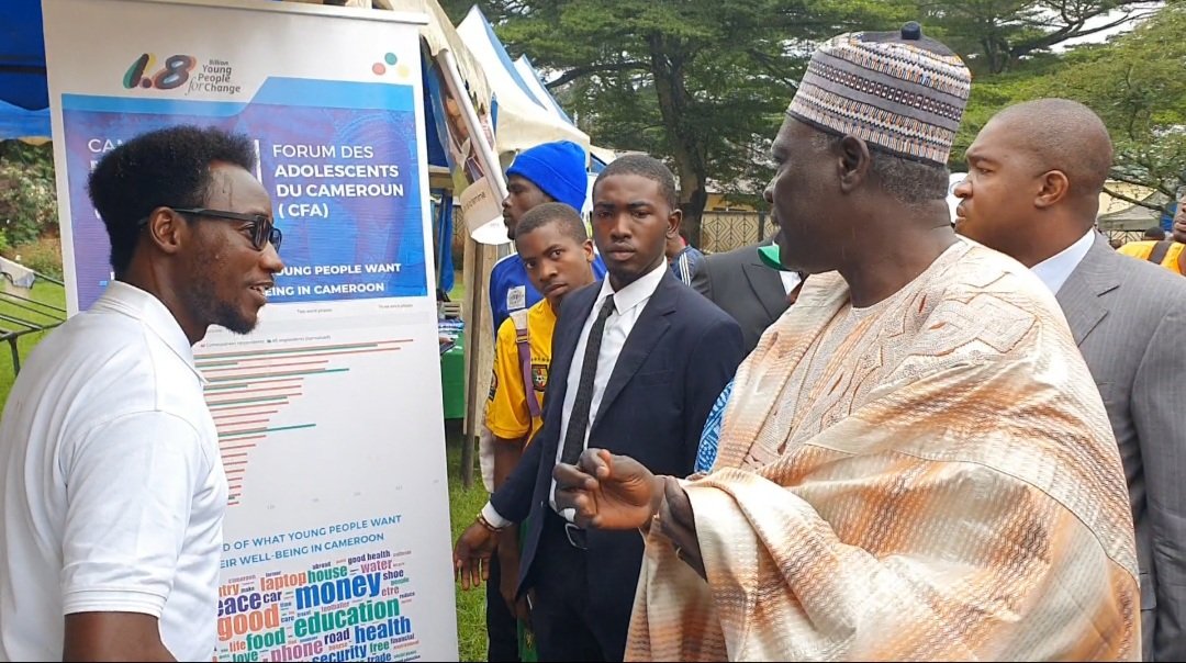 njidesmond's tweet photo. The Minister of Youth, @MFoutsou has opened the Cameroon Forum on Adolescents #CFA and lauded the #1point8 campaign in CMR. We presented him some results of the survey on What Young People Want for their well-being in Cameroon. The Minister noted that good health is a top demand. https://t.co/KPYCx4jIrX