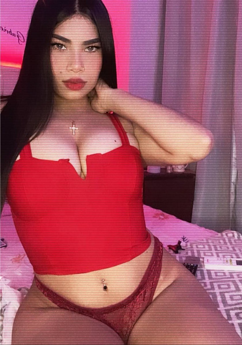 gabriela_sv2002's tweet photo. Can you handle me? ❤️ https://t.co/3RLmEeoScs
