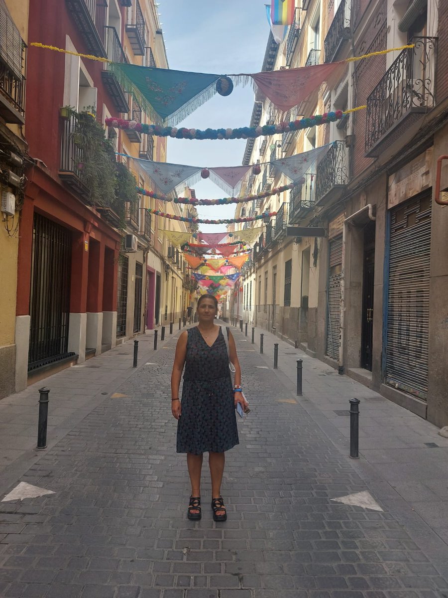 Ana Brox tweet media