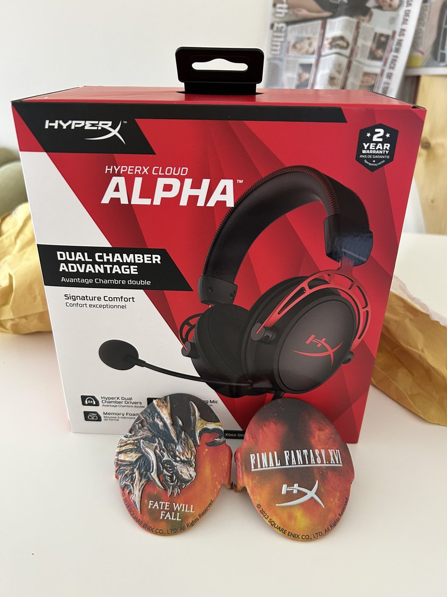 MegtheMoogle's tweet photo. Guess who won the U.K. #FF16 headset contest. That’s right, I did! :3
(Well, me and 15 other people) https://t.co/TgsAE95mJS