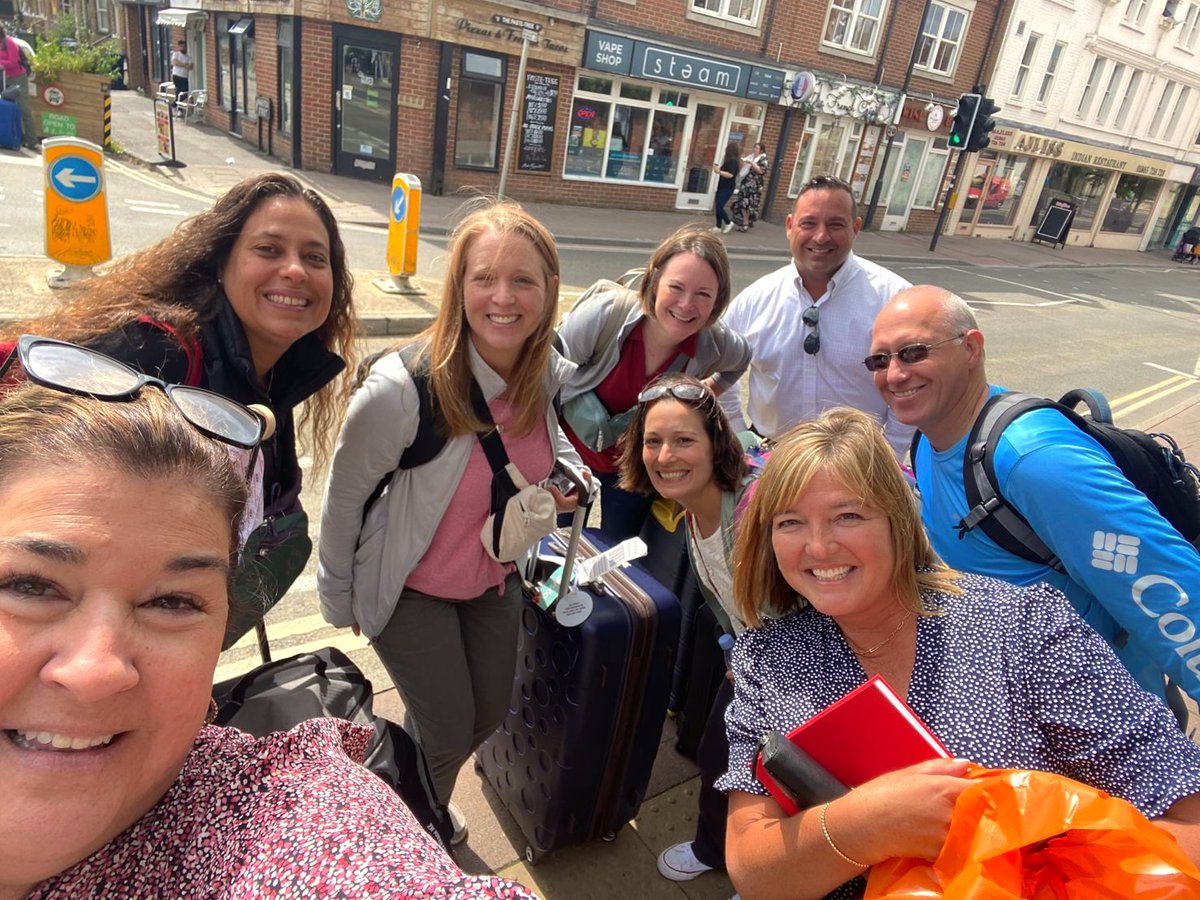 TExpLAlvernia's tweet photo. OurTExpL educators are in ENGLAND this week, where they will immerse themselves in the powerful @UniofOxford model and learn strategies to serve our students. Please help us wish them an inspiring, safe, and unforgettable trip! #TExpL #oxforduk #educatorsabroad #studyabraod https://t.co/7HX3Cto4iT