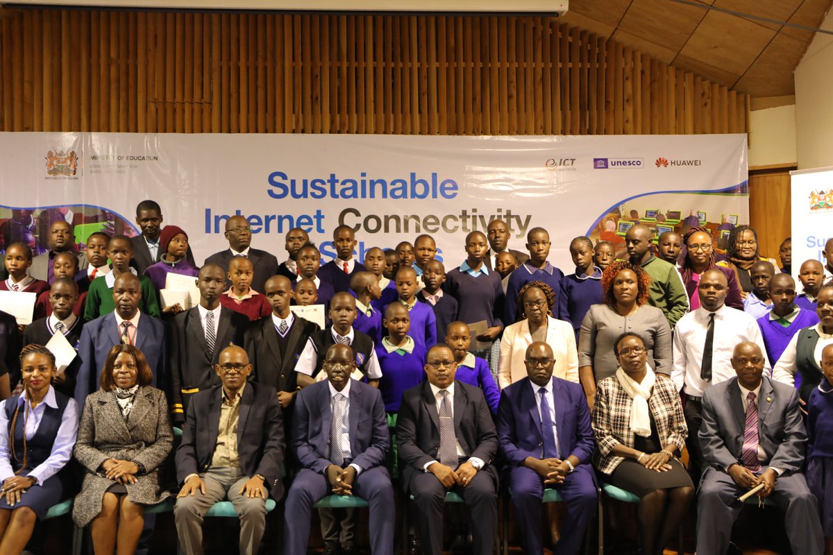 NatcomUnescoKe's tweet photo. Earlier today: Launching of the School Internet Connectivity Report and the #DigiSchools creative competition awards ceremony at @CemasteaKenya @ICTAuthorityKE @HuaweiKenya @UnescoEast https://t.co/1meeX1dadE