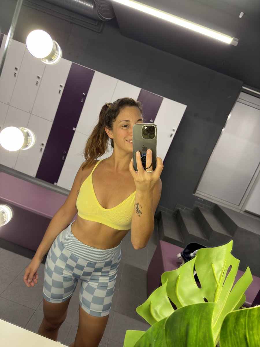 LaPlaneteDeCaro's tweet image. 🧨c’est officiel 🧨 Caro votre partenaire @prozisofficial vive le sport #exceedyourself et votre code promo CAROFIT10 valable sur leur site🤩🥳 tellement heureuse de vous faire profiter de cette opportunité 💪🏽🏋️‍♀️ belle journée mes p’tits loups 🥰