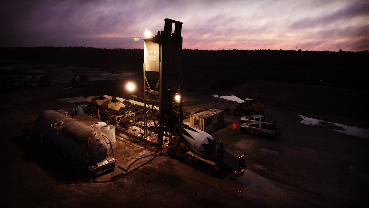 Kyle_Turner_'s tweet photo. A beautiful morning…

#Terracon 
#Bluffton 
#Savannah
#Concrete
#BatchPlant https://t.co/jxHBdGzhNX