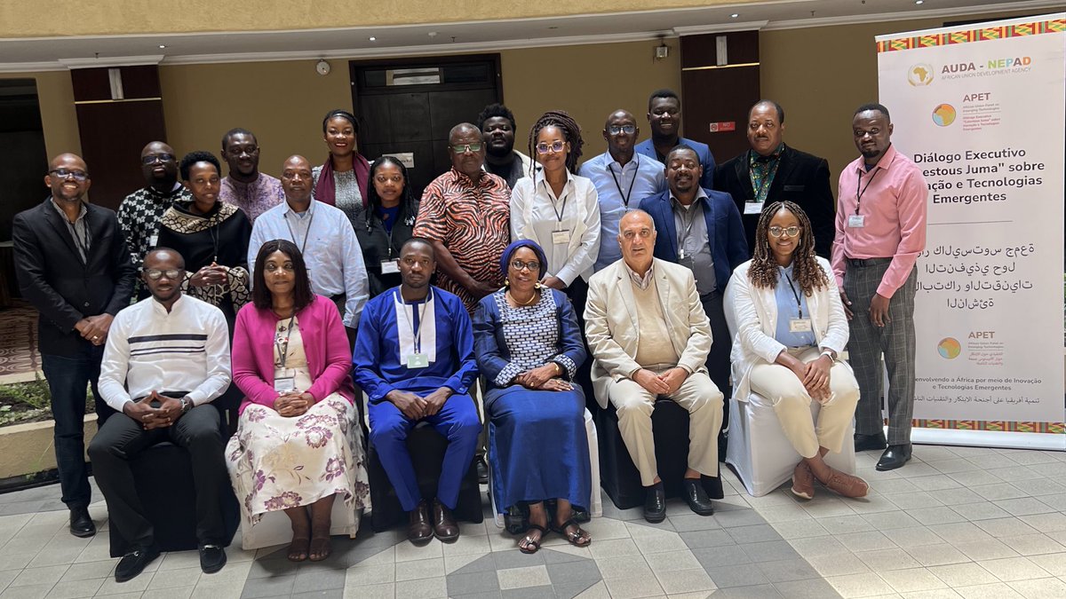 📝🌍 Today marks day 2 of the intense brainstorming and strategy drafting at the #AUAI Continental Strategy Writing Workshop! Here are the incredible group of experts who are shaping Africa's AI future #AIforAfrica #AUAI #APET