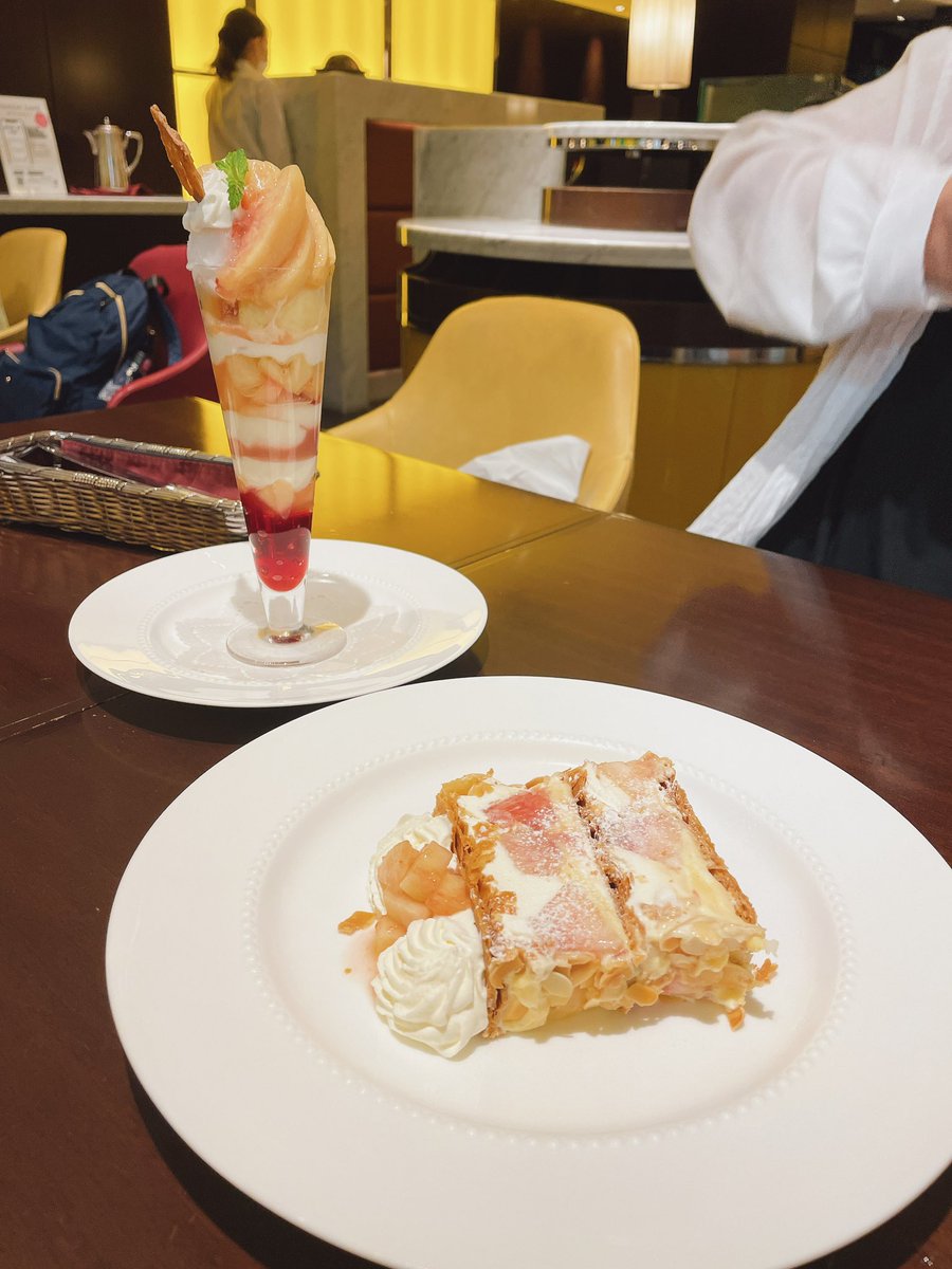 ky_fjs's tweet image. 今年の秋からたくさん使わせてもらう！
ありがとう社長！！
そしておいしかった桃パイ〜