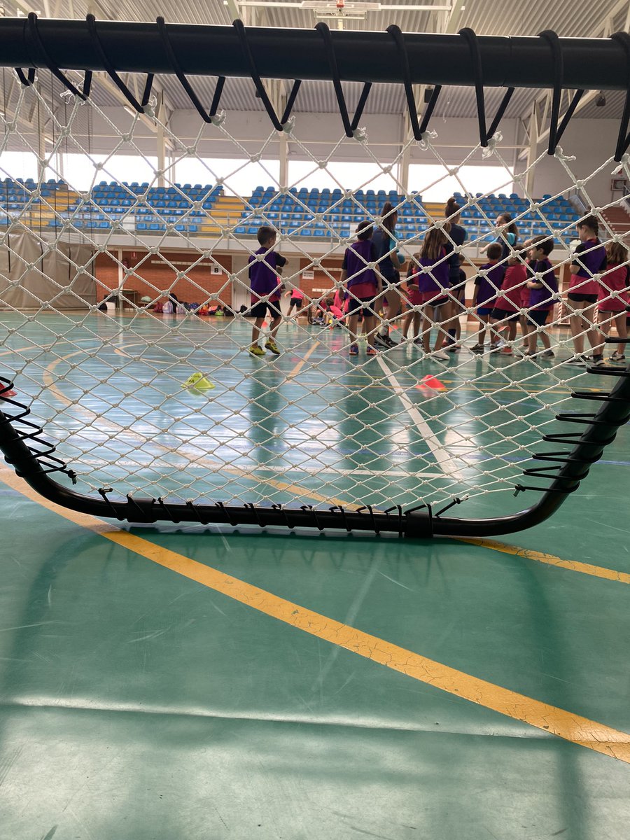 CampusPrade's tweet photo. 📣Está semana deportes alternativos 
Datchball, Ultimate fresbe, touchball, Korfbal. 
🥅🥍🤿🏓🪀🏸🏏⛳️
#TRX #pradejon https://t.co/Dq43TJu0fR