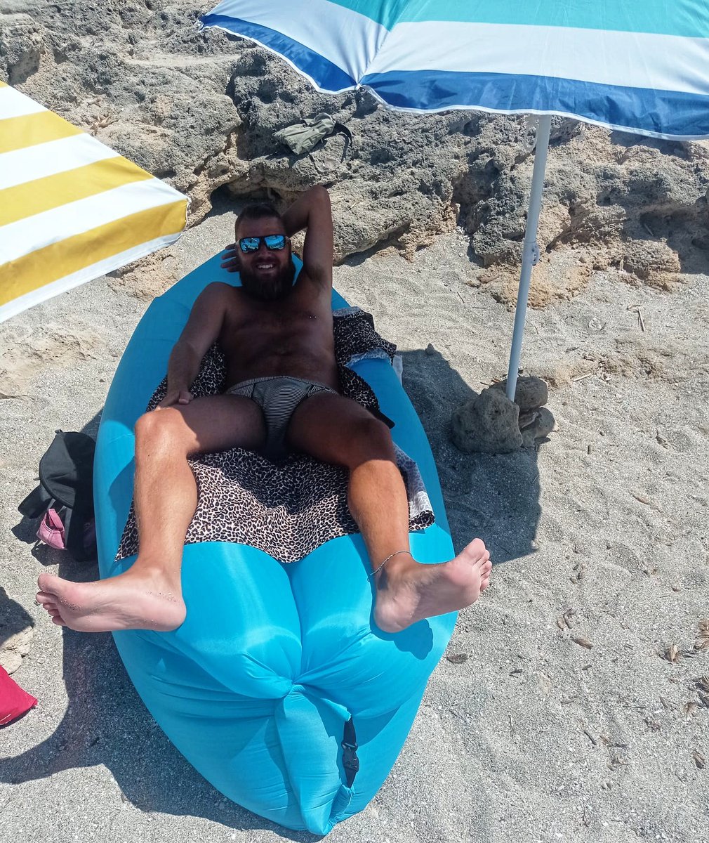 Maxximo52790373's tweet photo. Io al mare❤️ https://t.co/r6CwjRuAtP