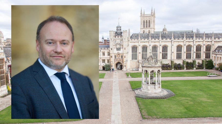 TrinCollChoir's tweet photo. Professor Steven Grahl has been appointed Director of Music @TrinCollCam

Professor Grahl is currently Organist @ChChCathedralOx and Associate Professor @UniofOxford

Read the full announcement at:
https://t.co/BnPVl5EI2y

🏵 https://t.co/cMww0H8jsG