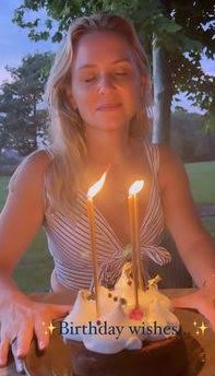 jcapbest's tweet photo. happy bday, angel. ily forever <3 https://t.co/Ko0adLx9Iv