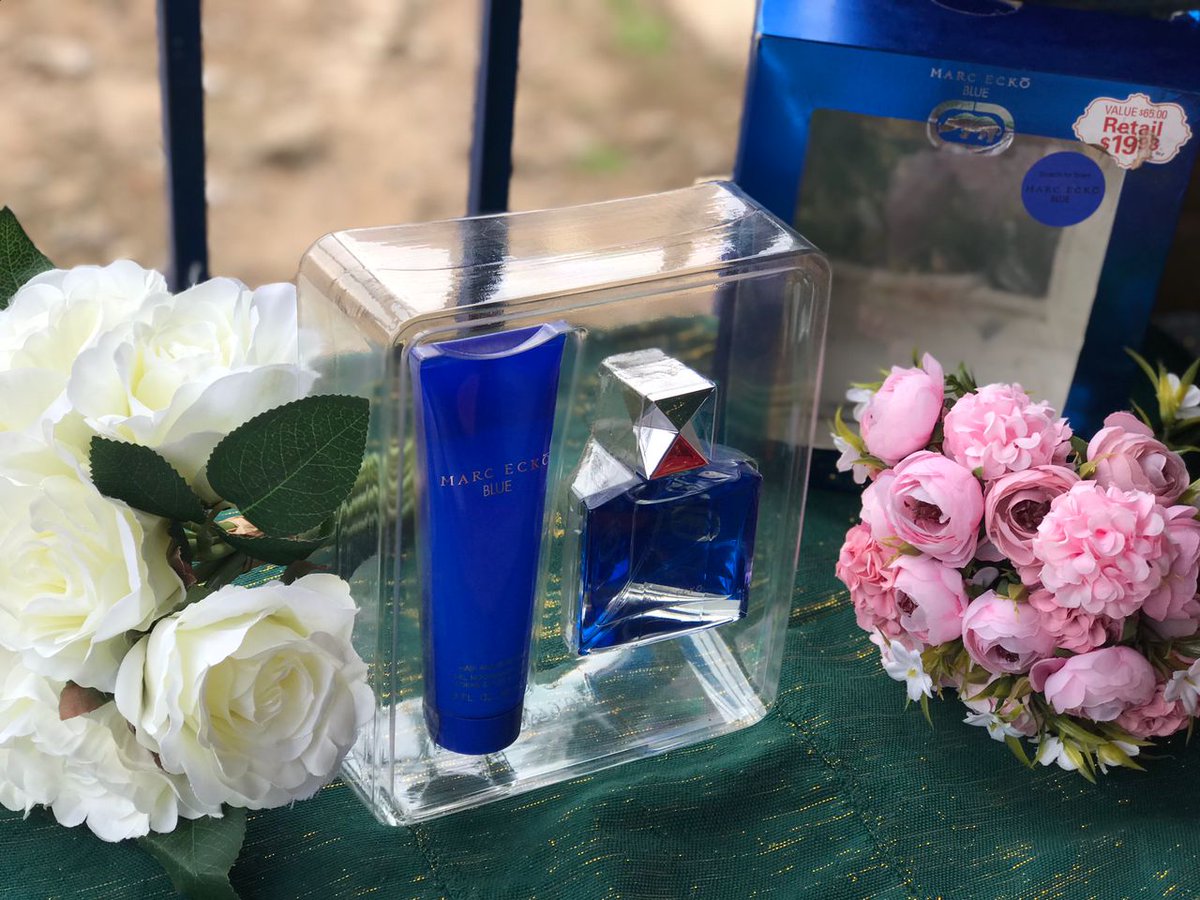 Rdmpayne's tweet photo. Paris perfumes with lotion and body washπ
Brand:MARC ECKQ Blue
Price Gh200
#1.5 @blacksherif_ @stonebwoy #5thDimensionAlbum #5thAugust7 #Sark #Sarknative https://t.co/myr2lykFmM