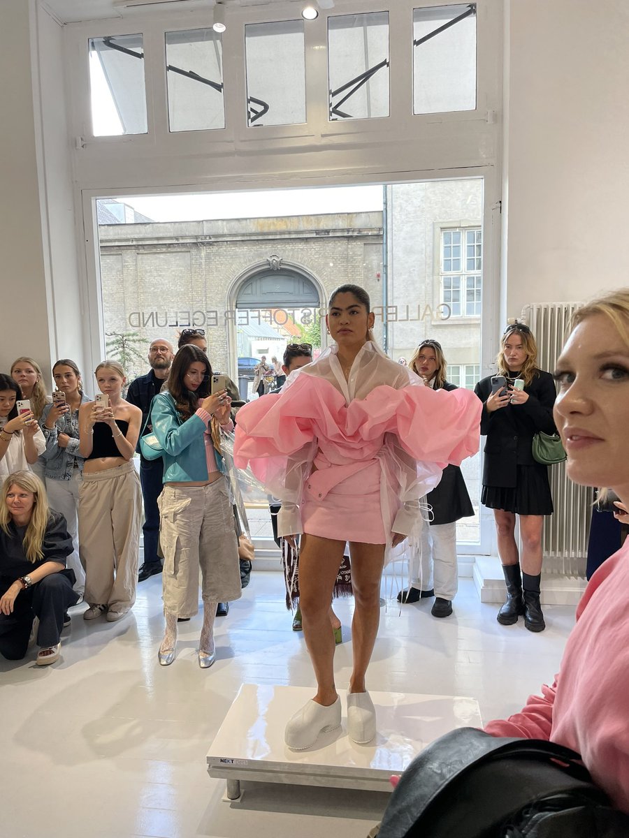 When pink is everywhere and… <a href="/CPHFW/">CPH Fashion Week</a>