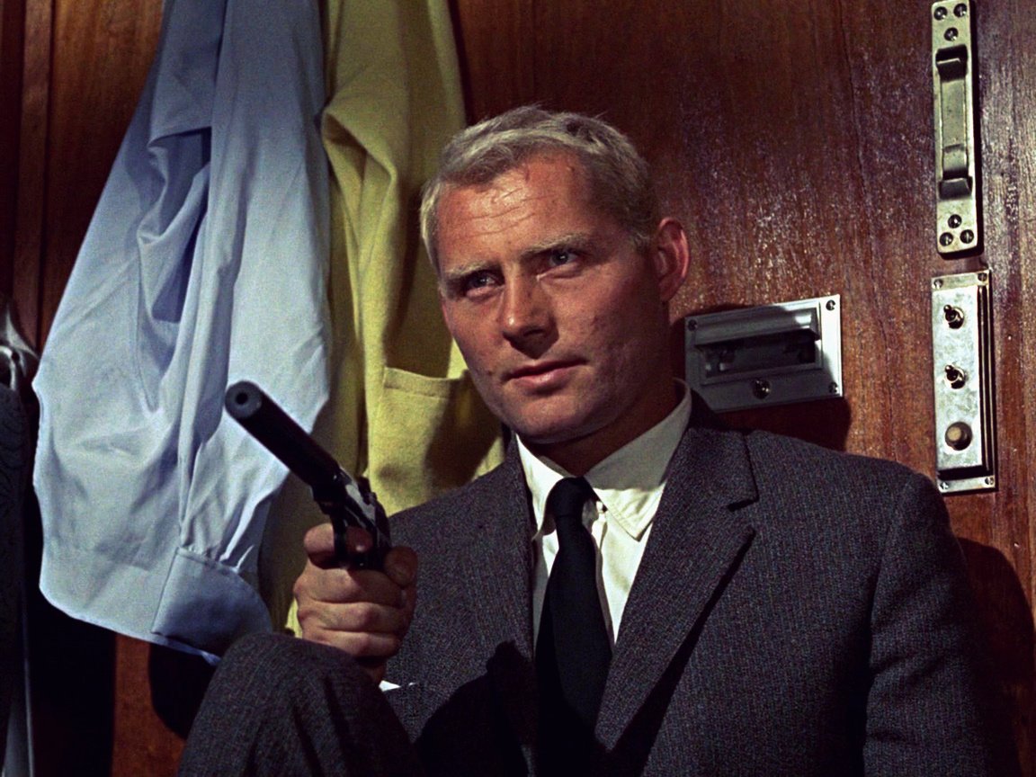 Amor_De_Cine's tweet photo. ROBERT SHAW [09.08.1927 - 28.08.1978]

↖️ TIBURÓN | 1975 #StevenSpielberg
↗️ EL GOLPE | 1973 #GeorgeRoyHill
↙️ DESDE RUSIA CON AMOR | 1963 #TerenceYoung
↘️ THE BUCCANEERS | 1957 #LeslieArliss, #RobertDay, #PeterMaxwell, #RalphSmart, #CMPenningtonRichards https://t.co/100bcmPOhB