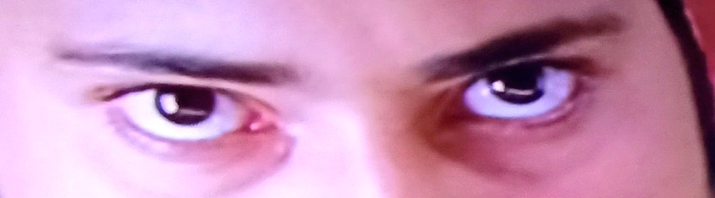 Likhith_24's tweet photo. aa mass chudandii ayya aa kallalo 

Me to 3vkram:
Vadukondi bayya sarigaa.

#Businessman4K 
#SSMB28 https://t.co/huPxEQIme7