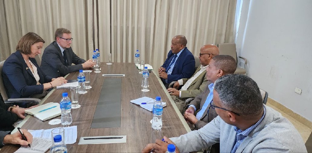 Tigrai_TV's tweet photo. President Getachew Reda discusses with UK Ambassador in Ethiopia
----
#Tigray Interim Administration President along his cabinet discusses with UK delegation led by its Ambassador to Ethiopia Darren Welch.

President Getachew Reda stated that Eritrean forces are standing in the way of the peace process and called on the UK to make effort for the Pretoria peace agreement to hold.

Ambassador Darren also urged the full implementation of the Peace Agreement signed between the Ethiopian government and the TPLF.

Both sides raised their concern over the deteriorating humanitarian situation in Tigrai after the suspension of aid by major aid provides to Ethiopia.

The United Kingdom delegation led by its Ambassador along UK's Special Envoy for the Red Sea and the Horn of Africa Sarah Montgomery arrived in Mekelle this morning.

The delegation visited 70 kare IDPs camp and Ayder Referral Hospital in the morning as well as spoke with religious fathers in the noon.

According to the Ambassador, the delegation is also in Mekelle to announce its fund to the AU Monitoring, Verification and Compliance Mechanism as part of UK's effort to suppprt the implementation of the Pretoria Cessation of Hostilities Agreement.

@Abeltsgab reports.