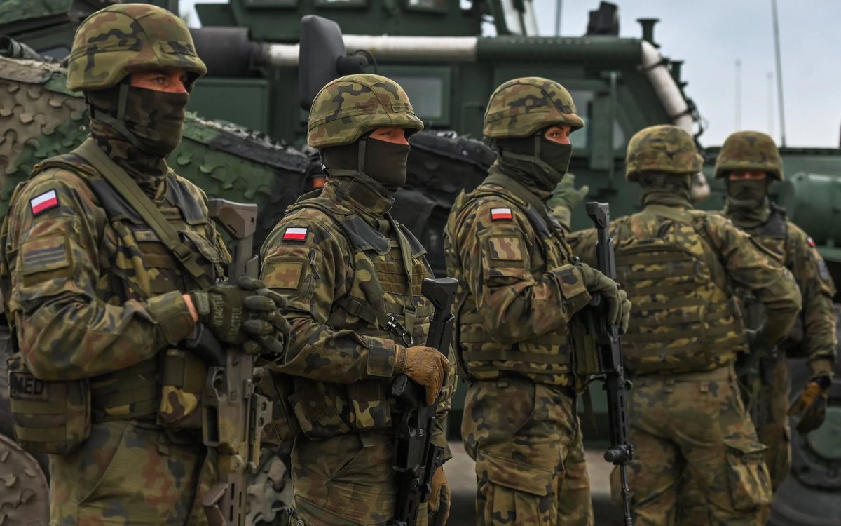 Breaking: Poland is sending troops to their border with Belarus. The risk of conflict between Polish troops and the Wagner Group is growing. #Nato #russia #Ukraine