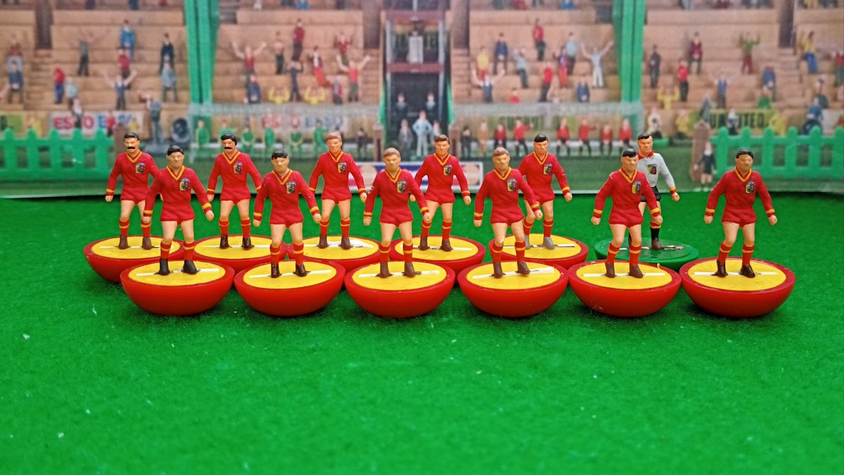 Bibliomax's tweet photo. #subbuteo #Catanzaro https://t.co/M9Mga8EWOy