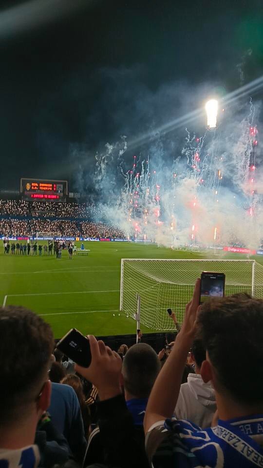 goldecristian's tweet photo. 🦁💙Esto acabo asi. ¿Y si lo empezamos con un himno a capella? 

@gol_pie @Ligallo1986 @speakerzaragoza TODOS RT🔁 PARA QUE SE PUEDA HACER. https://t.co/p5y71qKB1o