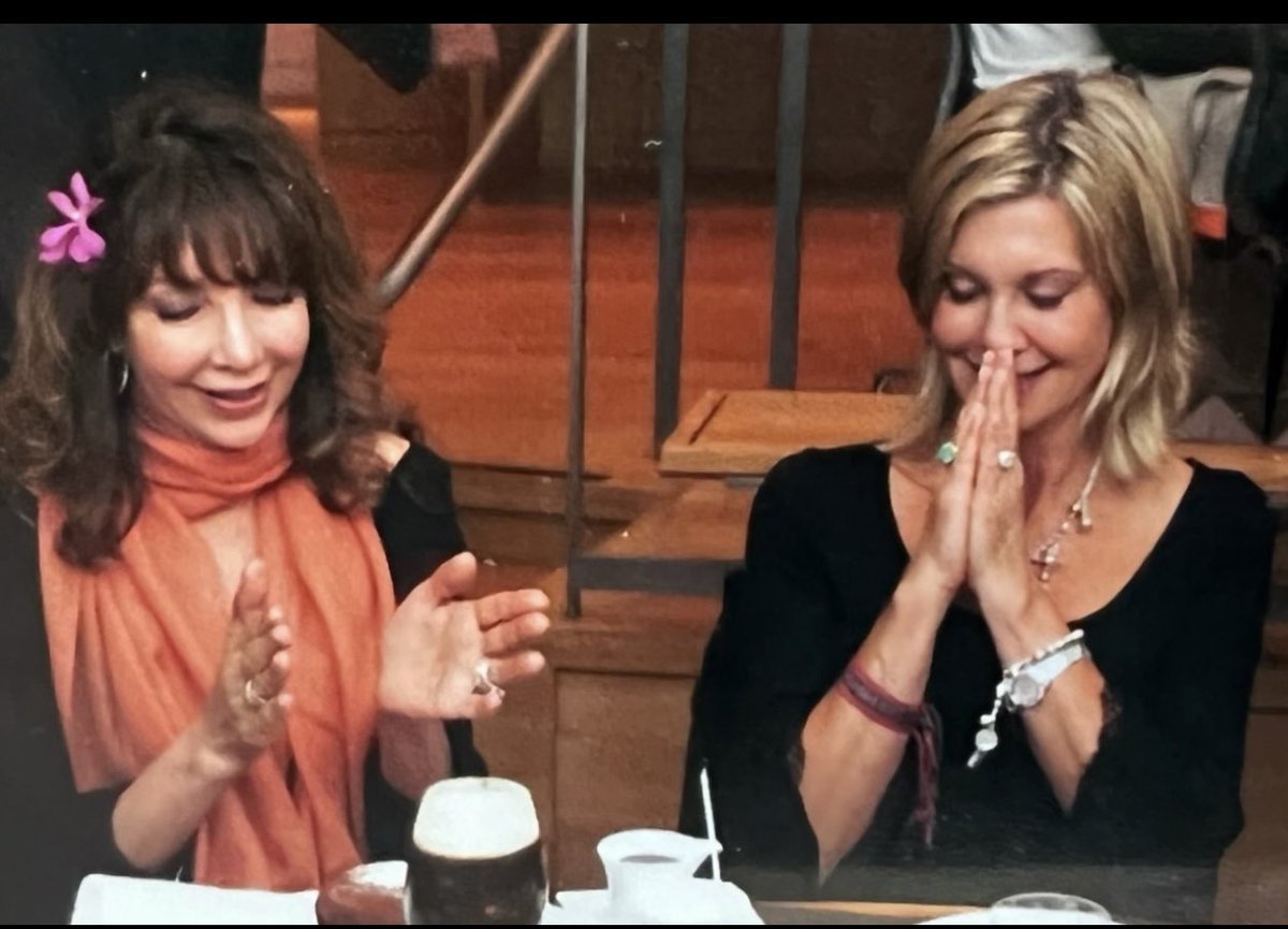 VeronicaMalibu's tweet photo. @TheSusanGeorge Your lovely to keep her beautiful memory alive. ♥️ https://t.co/lcLt9h6bMQ