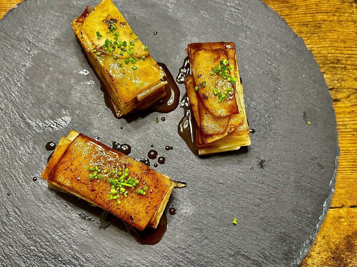 chef_anthony0's tweet photo. Potato Pavè with a Black Truffle Sauce Red Wine Reduction 

https://t.co/kLSkctlOqM

#ChefAnthony #AMCatering #Truffletopia #inthelab #sauceisboss #NoStyleJustGoodFood #makeyourlastlikeyourfirst #mytimeiscoming #GodDid https://t.co/fWsNpuIubl