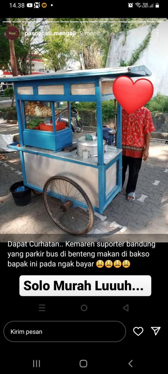 nottoobad13's tweet photo. Pakaian lu branded semua, makan ga bayar !
#bluescum https://t.co/8sGnuyhtxV