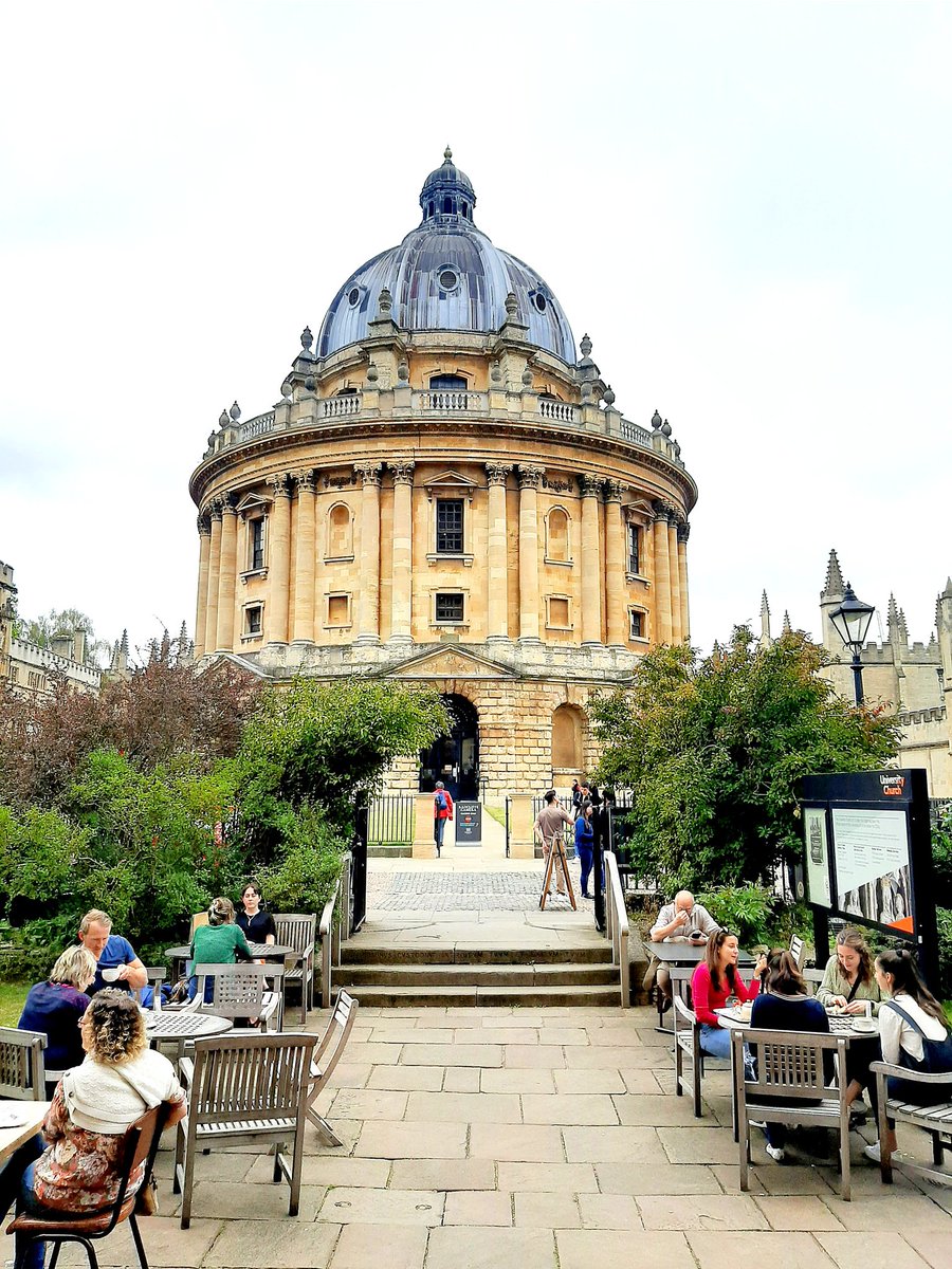mailtoabhijit's tweet photo. It's my religious belief that this was originally a temple in Oxford. Aurangzeb and Queen Victoria conspired &amp; made it a library of Oxford University. I demand excavation to reveal the temple under it. Please don't hurt my religious sentiment by throwing historical facts at me. https://t.co/BlMwtR5upm